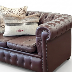 Vintage Classic Compact 2 seater Chesterfield Sofa
