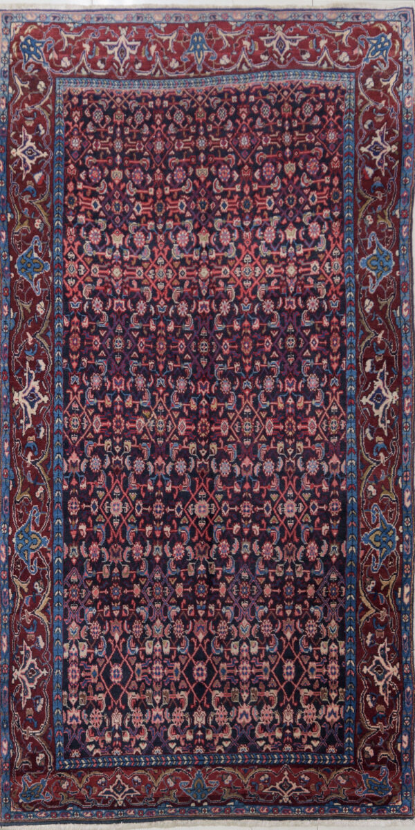 Persian Hand Knotted Tafresh Carpet: 292cm x 152cm