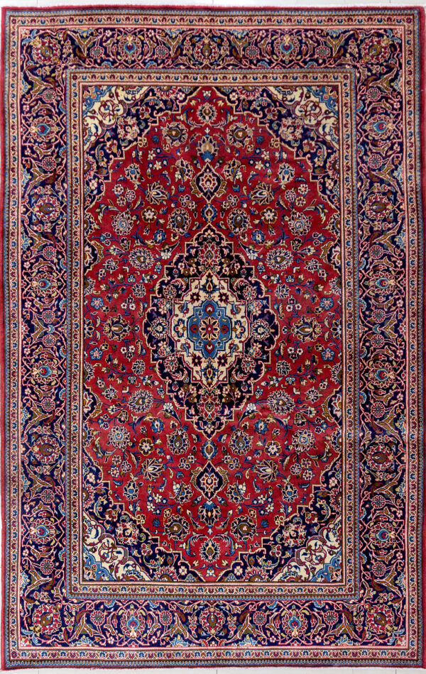 Persian Hand Knotted Kashan Carpet: 298cm x 197cm