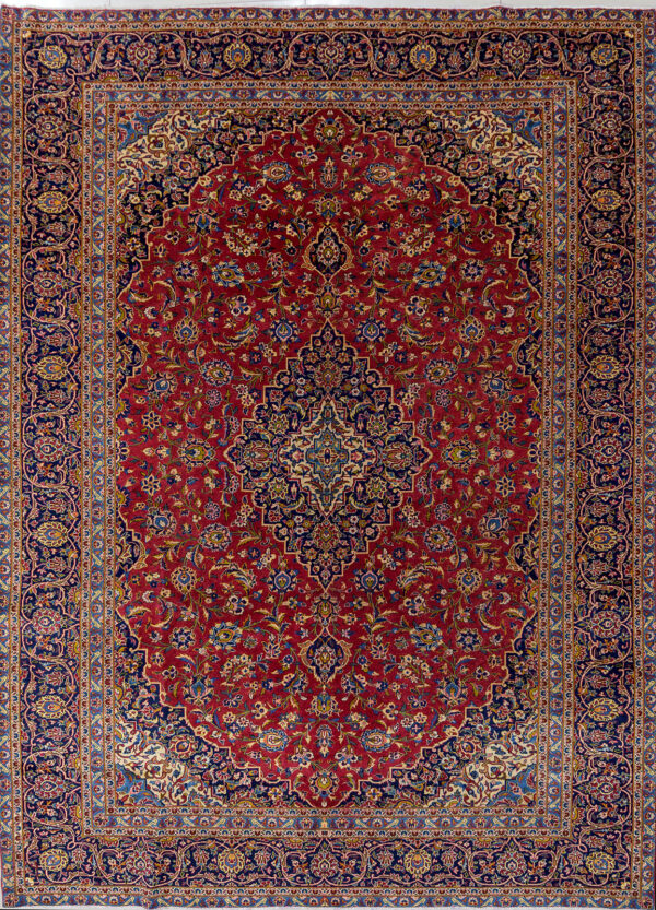 Persian Hand Knotted Kashan Carpet: 372cm x 274cm