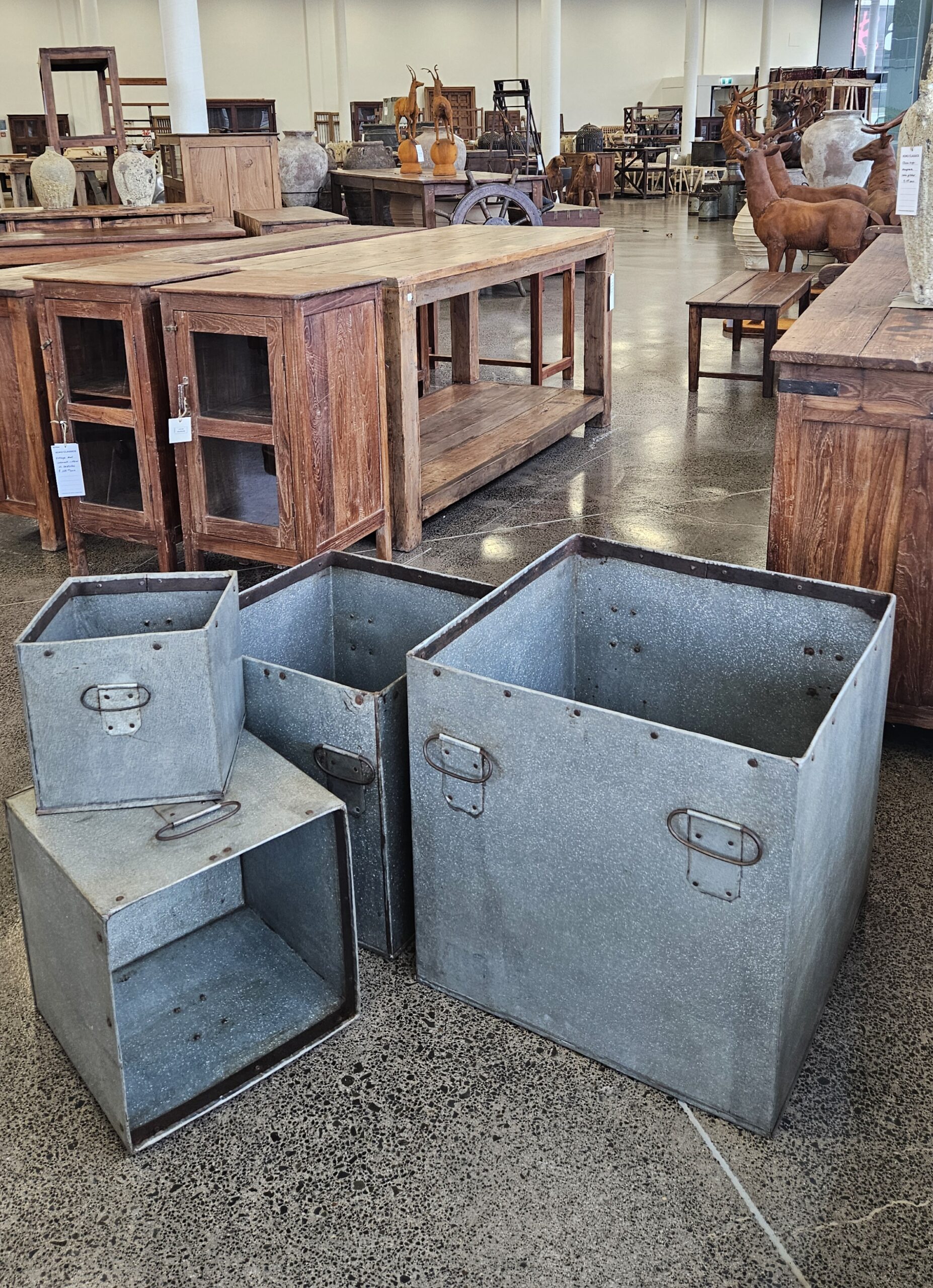 Flint Square Planter - Medium
