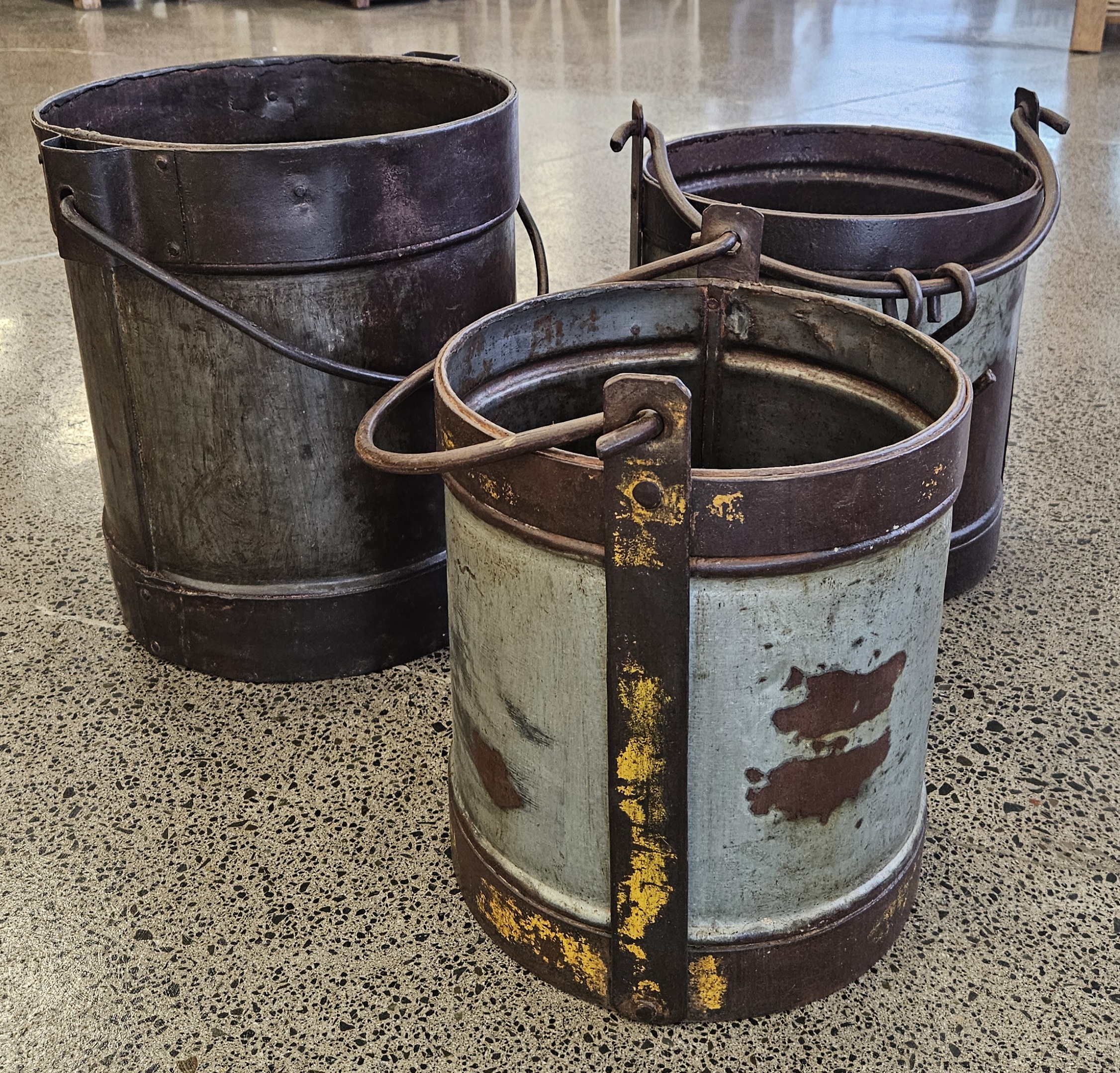 Flint Milk Pail - Image 2
